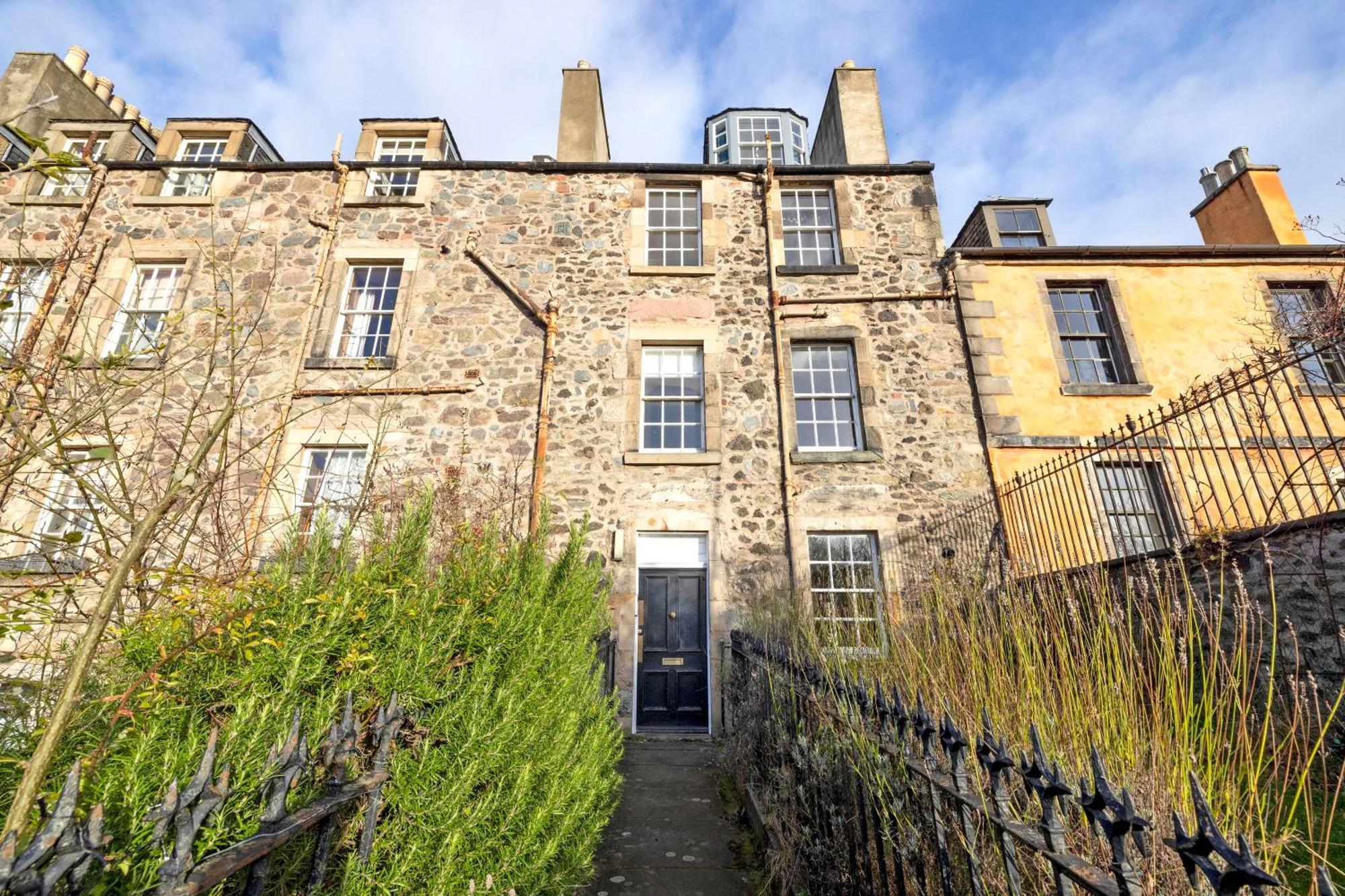 Joivy Beautiful Apartment, Private Garden, Calton Hill Эдинбург Экстерьер фото