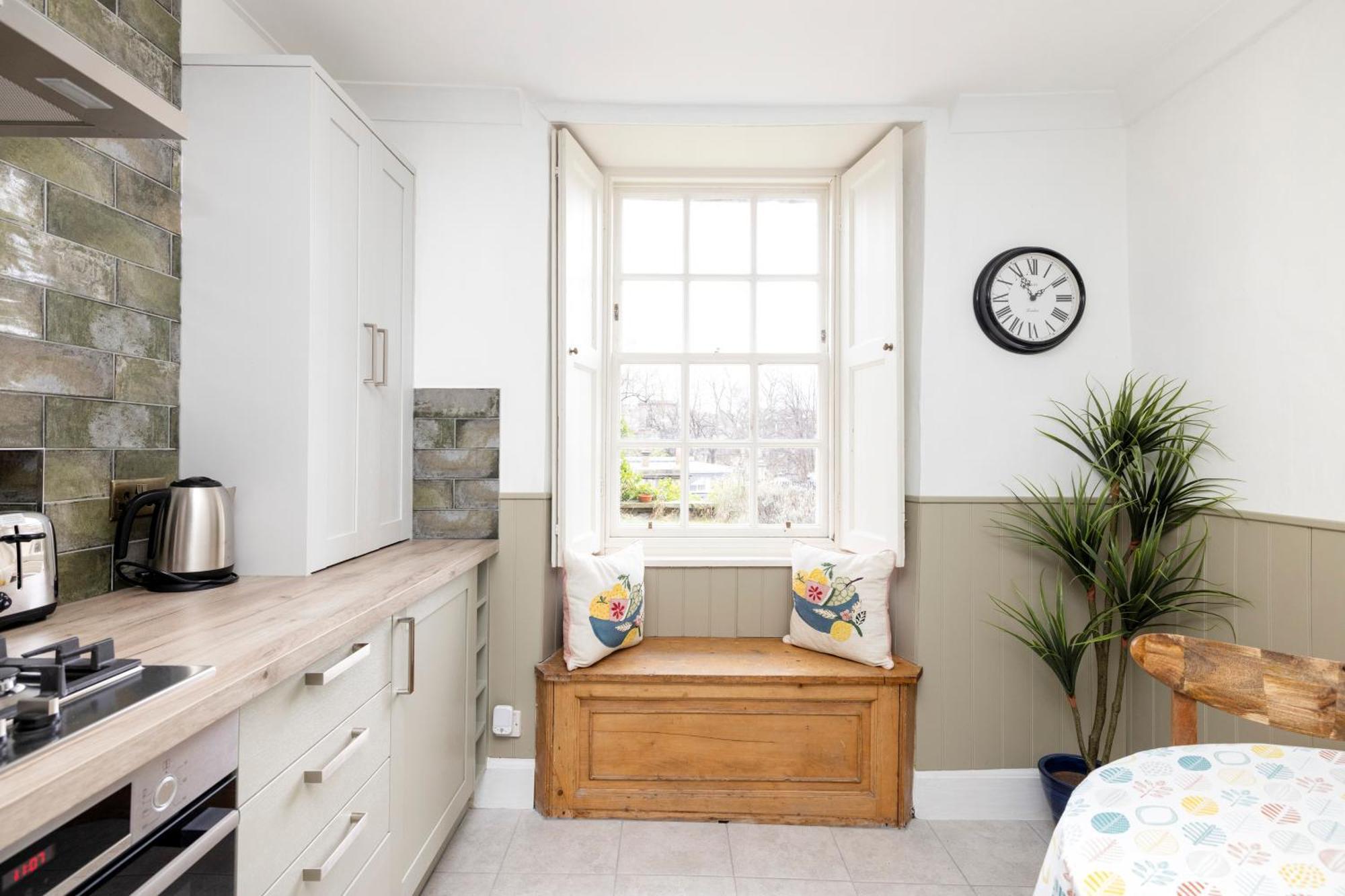 Joivy Beautiful Apartment, Private Garden, Calton Hill Эдинбург Экстерьер фото